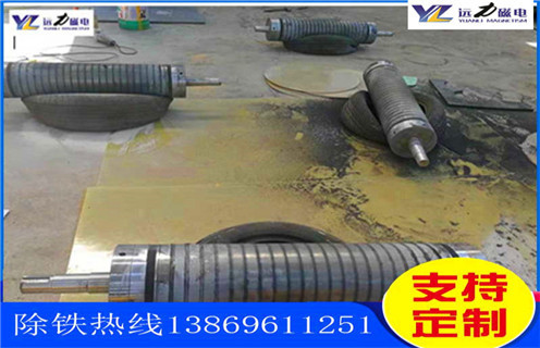 高白度钠长石选矿选哪家?潍坊爱体育官方网页版-爱体育(中国)强磁辊式磁选机凭实力领跑
